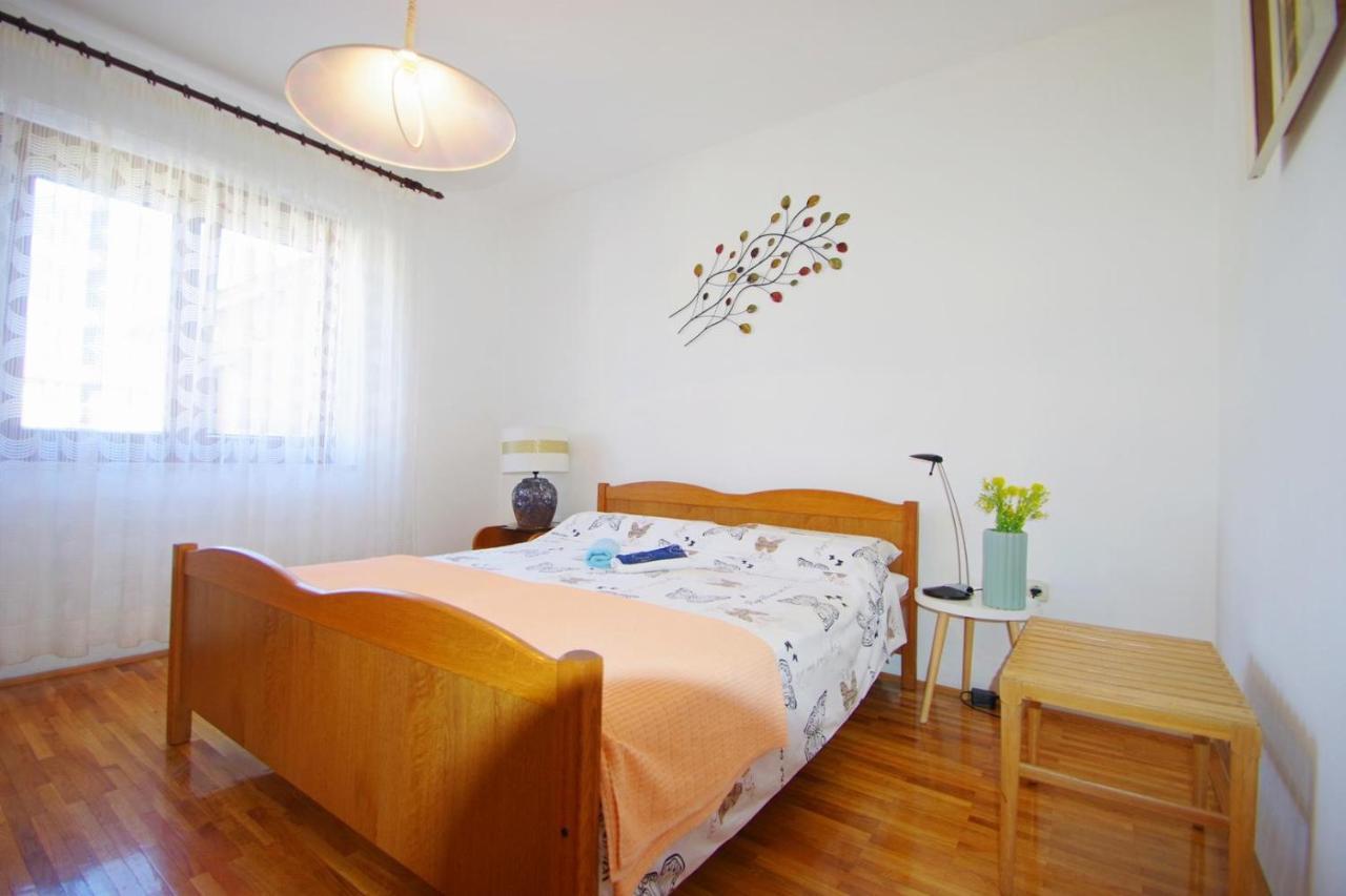 Apartment Ana Pula Exteriér fotografie